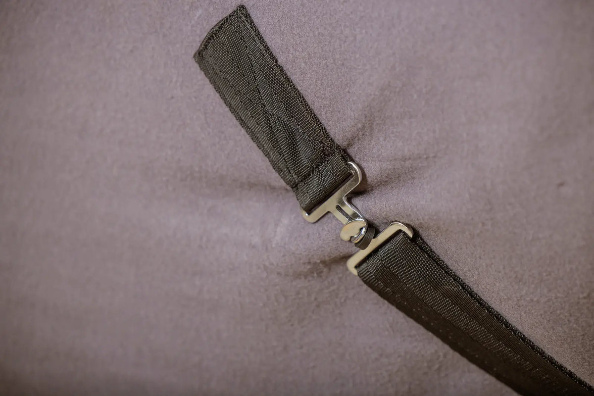 R5AH7776 – WARM GREY
