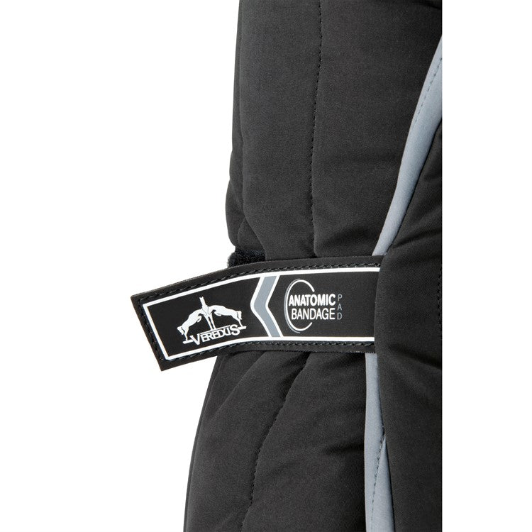 Anatomic bandageunderlägg fram
